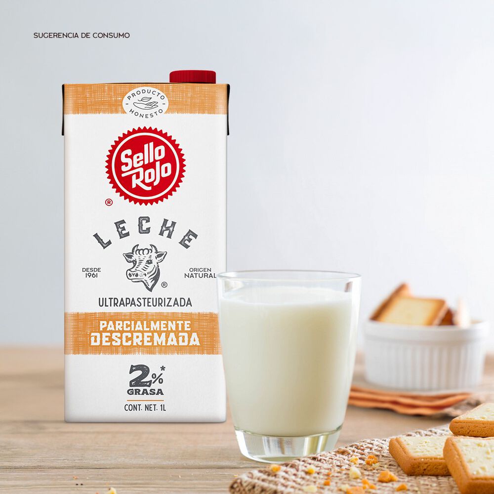 Leche Descremada UHT Sello Rojo 12/1 LT image number 2