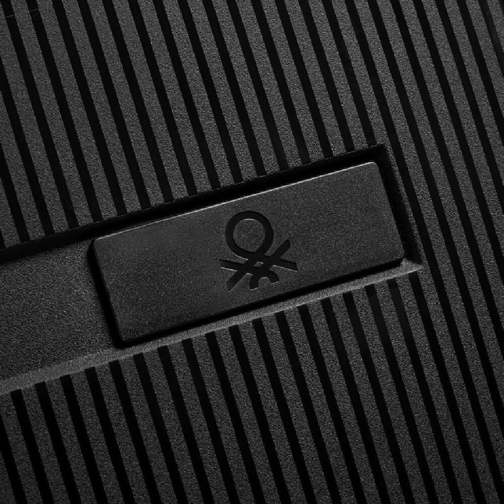 Maleta R&iacute;gida 55 cm Negra Benetton image number 5