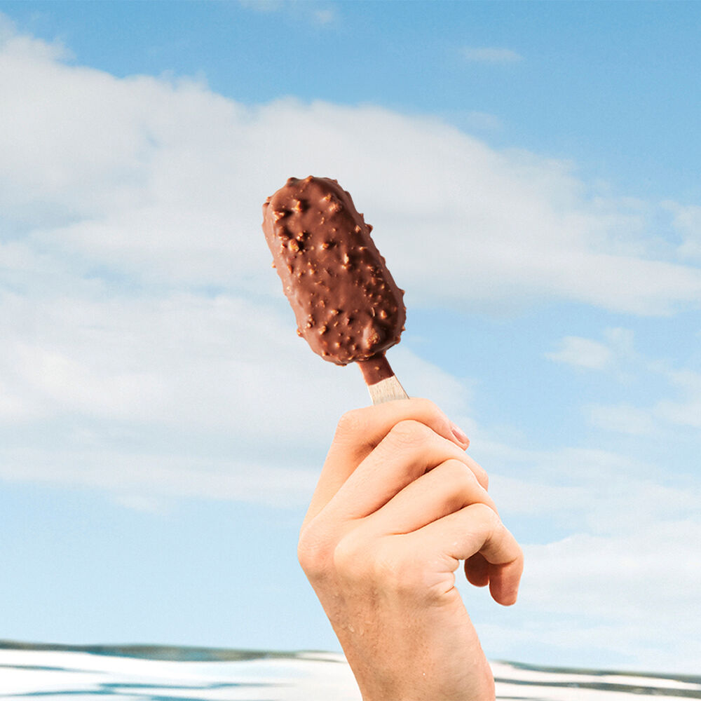 Mini Paletas Cobertura Chocolate y Almendra Haagen Dazs 6 Piezas image number 1