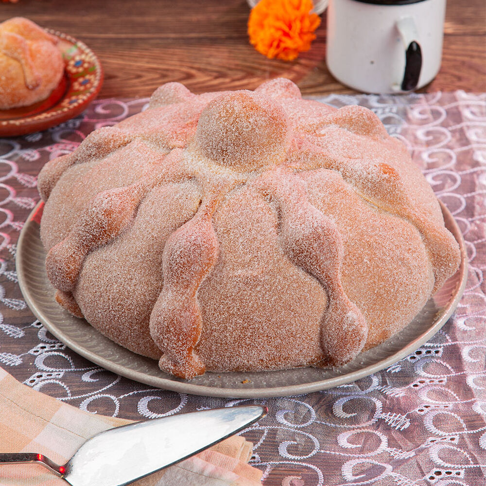 Pan de Muerto Familiar image number 2